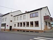 Mehrfamilienhaus mit Bauplatz und Gewerbeeinheit in Bad Münster am Stein-Ebernburg - Bad Münster (Stein-Ebernburg) Zentrum