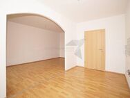 Schöne 2,5-Zimmer-Wohnung mit zusätzlichem separaten 1-Raum-Homeoffice-Bereich - Chemnitz