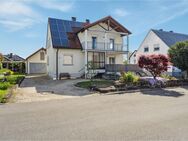 Modernisiertes Ankommen und Wohlfühlen - Freistehendes Familienidyll mit Doppelgarage und PV-Anlage - Staig
