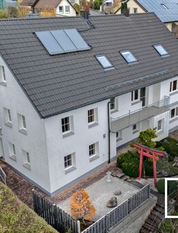 Panoramablick ins Tal! Modernisiertes Zweifamilienhaus mit ELW in ruhiger Lage - Untersteinach