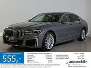 BMW 740, d xDr M Sport Laser Live Massage, Jahr 2019 - Paderborn