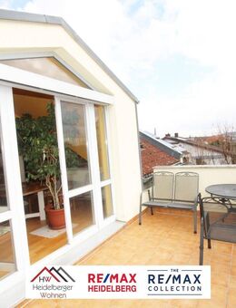 Exklusive 3-Z-Dachgeschosswohnung mit Loggia, Balkon und traumhafter Aussicht, 101m², 2xTG 1x SP - Wiesloch