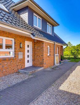 RMH in zweiter Reihe - ca. 104 qm, 4 Zimmer , KfW 55 & West-Terrasse in idyllischer Lage - Harrislee
