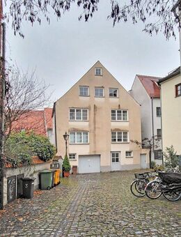 Zwei attraktive Wohnungen oder eine Maisonette-Wohnung - Augsburg