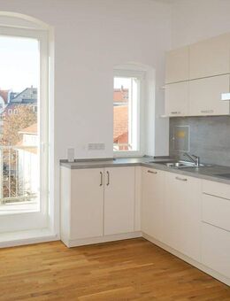 Ideal für Familien: Großzügige Wohnung im sanierten Denkmal! - Pirna