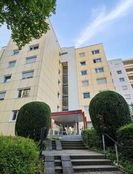 3-Zimmer-Hochhaus-Wohnung mit jeglichem Komfort in Stuttgart Möhringen-Nord - Stuttgart