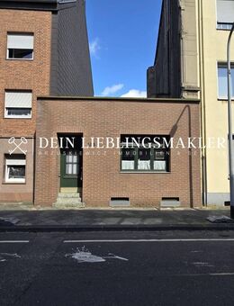 IMMOBILIENSTARTER AUFGEPASST! KLASSISCHES STADTHAUS MIT POTENZIAL - ZENTRUMSNAH IN MG-PESCH! - Mönchengladbach