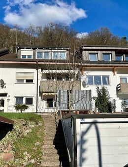 Ihr Einstieg als Kapitalanleger | kleines Mehrfamilienhaus mit drei Einheiten | Garage & Carport - Rheinfelden (Baden)