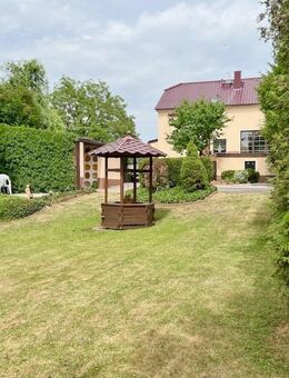 Viel Platz auf ca. 147 m²! Mit Kamin, Garagen! 1.340m² Grundstück in idyllischer Lage! - Niederau