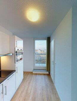 ** Möbliertes 2-Zimmer-Apartment mit EINBAUKÜCHE, französischem BALKON und gemeinschaftlicher DACHTERRASSE ** - Leipzig