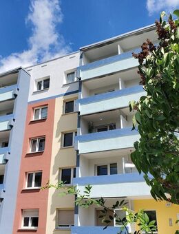 2 Zimmer mit Südbalkon für Singles & Paare! - Halle (Saale)