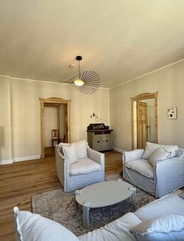 Zeitloser Altbaucharme trifft Design - hochwertig sanierte Denkmalwohnung in der Fürther Südstadt - Fürth