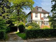 Villa mit Südwestausrichtung in schönster Lage von Klein Flottbek - Hamburg