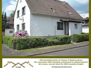 Freistehendes Einfamilienhaus in Bodenfelde (OT) - Gepflegte & ruhige Wohnlage - Mit Garten/Garage & voll unterkellert - Bodenfelde