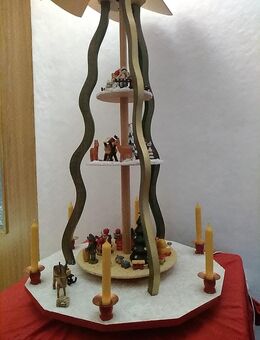 Pyramide aus dem Erzgebirge, elektrisch, gross,Unikat - Löbau