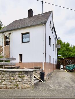 Gelegenheit macht Eigenheim! Charmantes Einfamilienhaus mit großem Garten in Tiefenstein - Idar-Oberstein