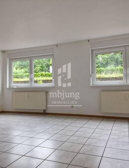 Helle Wohnung im gepflegten Wohn- und Geschäftshaus in Zell-Barl - Zell (Mosel)