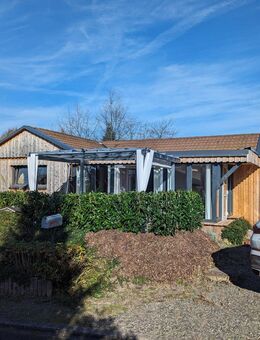 Mobilheim mit Wintergarten in sonniger Lage ! - Mittelhof