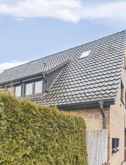 Frisch renovierte und großzügige 3,5-Zi.-Maisonettewhg. in ländlicher Lage mit perfekter Anbindung - Langwedel (Niedersachsen)