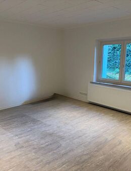 geräumige 3 Zimmer Wohnung in Potsdam Golm - Potsdam