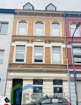 Sie suchen noch Entwicklungspotential? 3-Familienhaus und mehr... - Düren