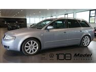 Audi A4, 2.5 TDI quattro Avant | S line | |, Jahr 2004 - Blaufelden