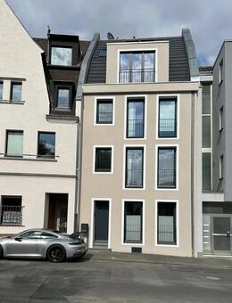 Das Juwel unter den Mehrfamilienhäusern in Köln - Köln