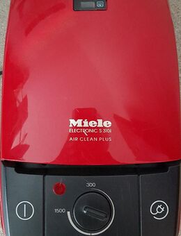 Staubsauger Miele ELECTRONIC S 310i. Reparatur oder Ersatzteile. - Hamburg Wandsbek