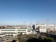 Großzügige und gut geschnittene 2(3)-Zimmer-Wohnung mit 2 Wintergärten in München-Olympiadorf - München