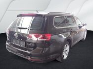 VW Passat Variant, Business 190 Business, Jahr 2020 - Schleusingen