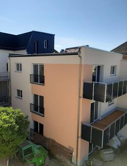 Moderne 2 Raum Wohnung Balkon Werdau ab sofort zu vermieten - Werdau