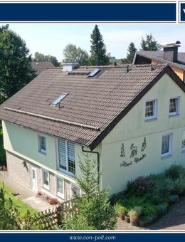 Schönes, gepflegtes Haus mit einem Grundstück von 927 m² und drei Wohneinheiten mit ca. 228 m² - Altenau Zentrum