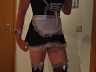 Devote DW Sissy sucht Erziehung und Benutzung von Frau en oder Paar! - Dresden