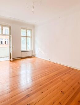 HELLE UND KLASSISCH SCHÖNE ALTBAUWOHNUNG MIT BALKON UND STUCK IM FRIEDRICHSHAIN! PROVISIONSFREI - Berlin