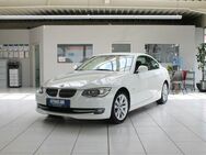 BMW 325 i Coupe xDrive Leder Navi Tempomat Bi-Xenon - Braunschweig