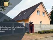 Großzügiges Einfamilienhaus mit weitläufigem, teilbarem Grundstück & Pool - Muldestausee