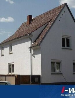 Freistehendes Einfamilienhaus mit abgeschlossenem Innenhof und großem Garten! - Haßloch