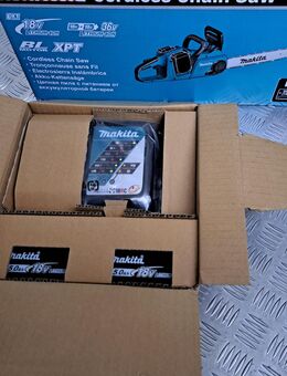 Makita Akku Kettensäge DUC353 + Power Source Kit 2 Stück Akkus 1850B + Lader - neu unbenutzt - - Erfurt