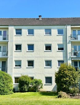 Gut geschnittene + helle 4-Zimmer-Wohnung mit Balkon in ruhiger & zentrumsnaher Lage - Celle