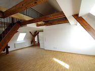 Studiowohnung mit Einbauküche und Balkon - Coburg