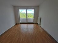 Neuer Mieter für Dreiraumwohnung mit Balkon gesucht! - Eisleben (Lutherstadt)