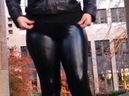 M42j Sucht eine Frau die gerne Lack Leder oder Latex trägt. - Schopfheim