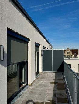 Top moderne 2-Zimmer-Penthouse-Wohnung in zentraler Lage! - Fürth