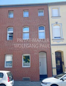 Bequeme Lage ++ 2 Bäder plus 28 m² DG-Ausbau plus Dachterrasse - Mönchengladbach