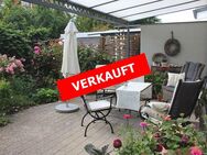 **GEMÜTLICH + SCHICK**TOP LAGE**REH mit dem Charme einer DHH**Carport**Kaminofen**Überdachte Terrasse** - Weyhe