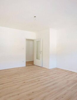 1,5 Zimmer - sofort verfügbar! - Köln