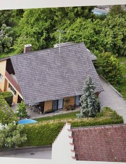 Geräumiges Einfamilienhaus mit viel Potential - Engen