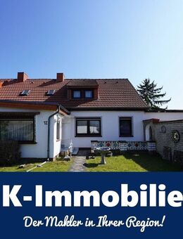 Mahlwinkel – Kleine DHH mit 2 Garagen, Nebengebäuden und Garten - Angern