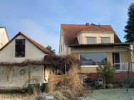 Großer Garten , großes Grundstück .....mit einem Ein- / Zweifamilienhaus mit vielen Extras und Erweiterungspotential - Erlensee