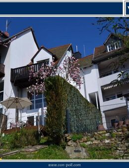 Modernes Reihenhaus in der Kronberger Altstadt mit Garten und Blick - Kronberg (Taunus)